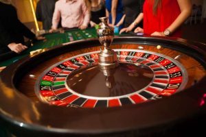 The Evolution of Online Baccarat: From Traditional Casino Floors to Digital Platforms